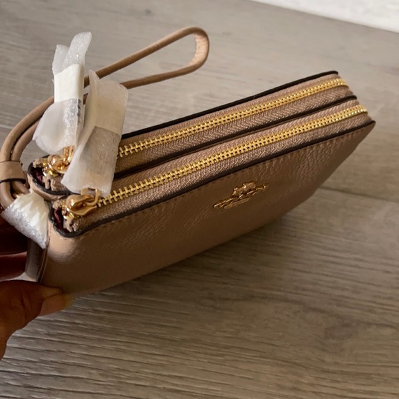 NWT Coach Double Corner Zip Wristlet - Picture 4 of 12